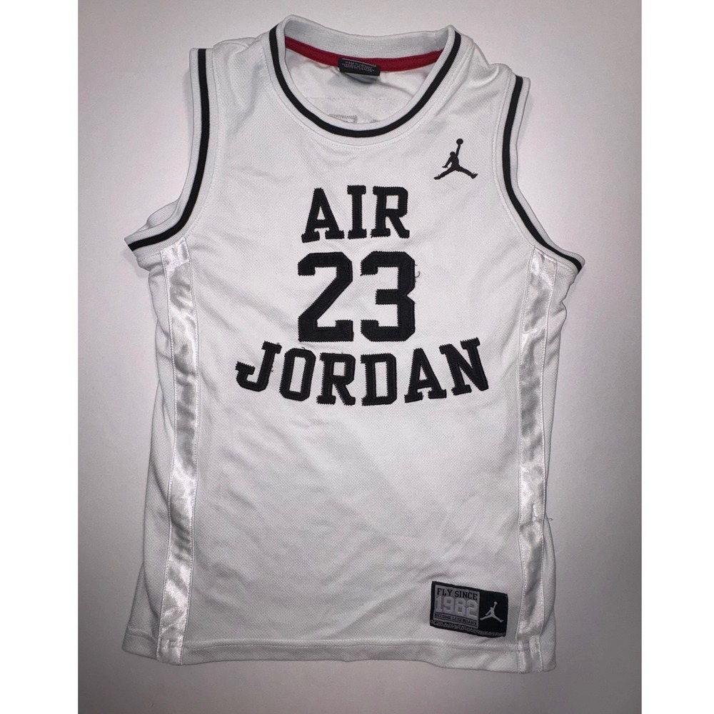 Jordan Kids Air 23 Jordan Basketball Jersey White Black Mesh Size 8-10 YRS S